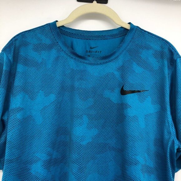 Nike Men's Blue Dri-Fit Digital Camo Short  Sleeve Athletic T-Shirt size M - Picture 4 of 13